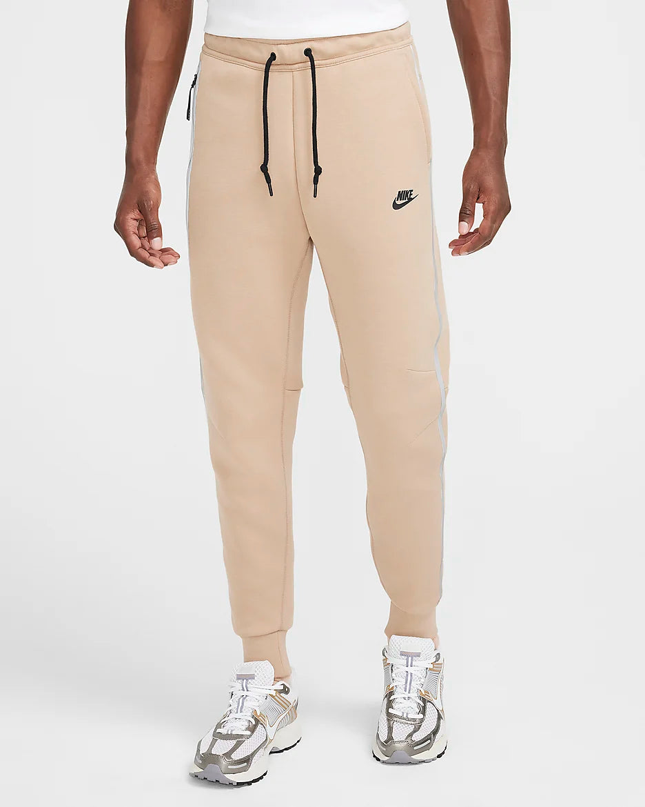 NIKE TECH FLEECE JOGGER - HEMP / BLACK (Reflective)