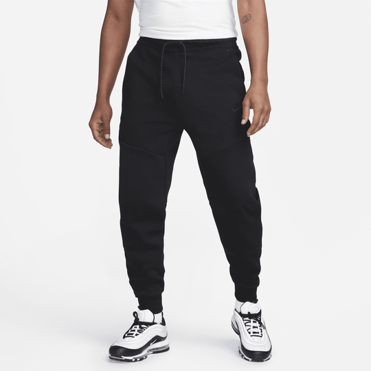 NIKE TECH FLEECE GRAPHIC PULLOVER JOGGERS - BLACK