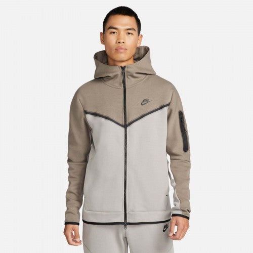 NIKE TECH FLEECE HOODIE - OLIVE GREY/ENIGMA STONE/BLACK