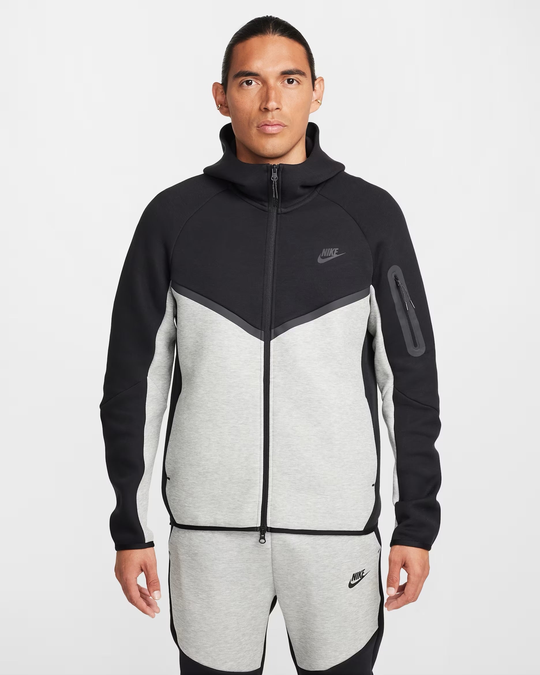 NIKE TECH FLEECE HOODIE - BLACK & GREY (NEW SEASON)