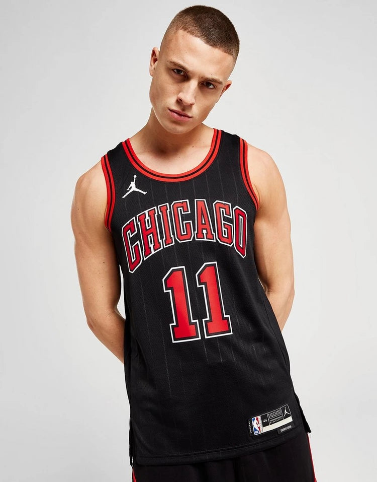 NIKE Chicago Bulls Statement Edition