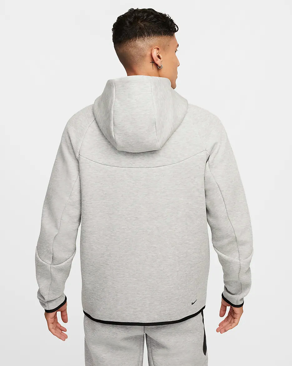 NIKE TECH FLEECE HOODIE - GREY (NEW SEASON)