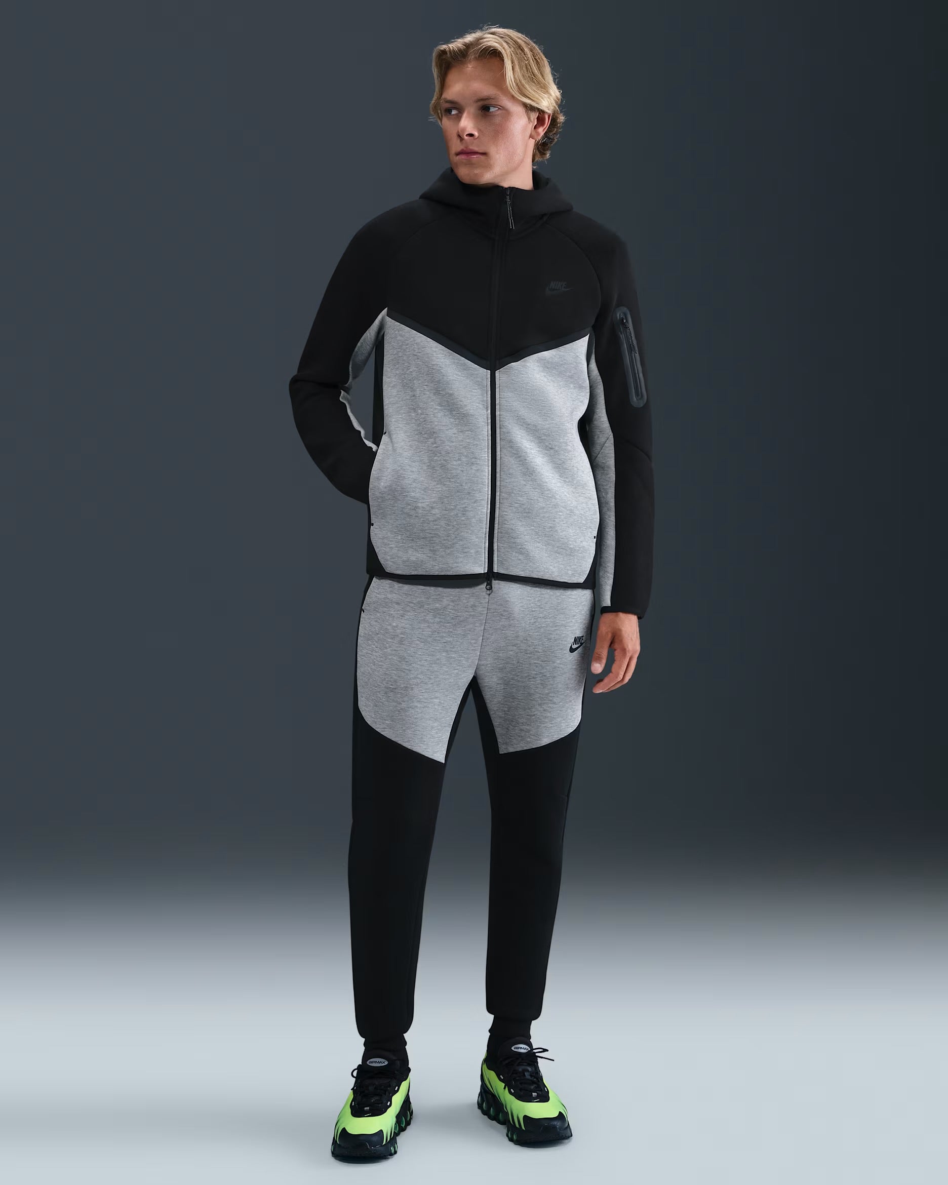 NIKE TECH FLEECE HOODIE - BLACK & GREY (NEW SEASON)
